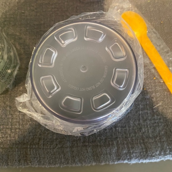 Ice cream leakproof containers stackable design for homemade treats - Picture 4 of 13